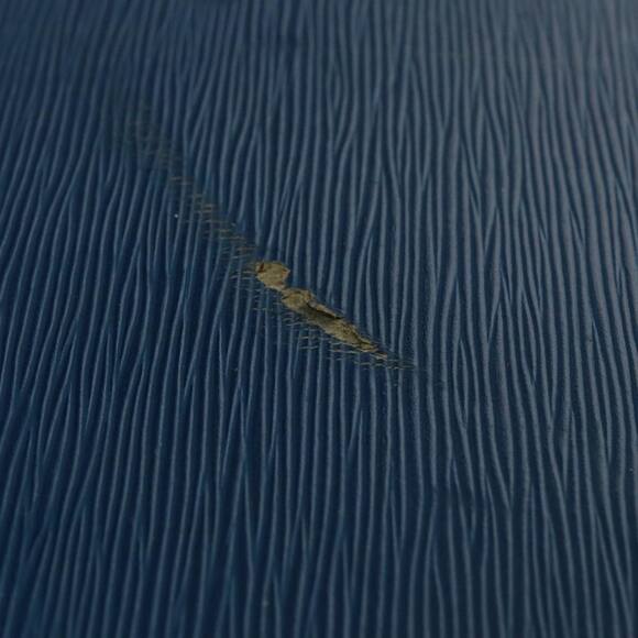 LOUIS VUITTON Epi Alzer 75 Trunk Blue - Picture 16 of 16